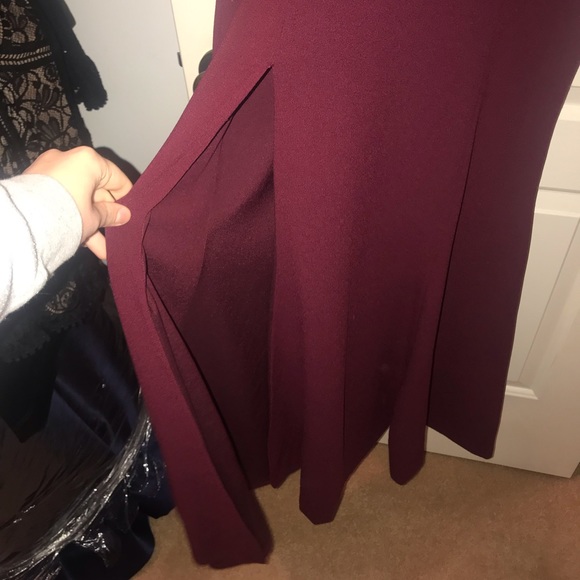 Dress the Population Burgundy Iris Dress - Picture 7 of 9